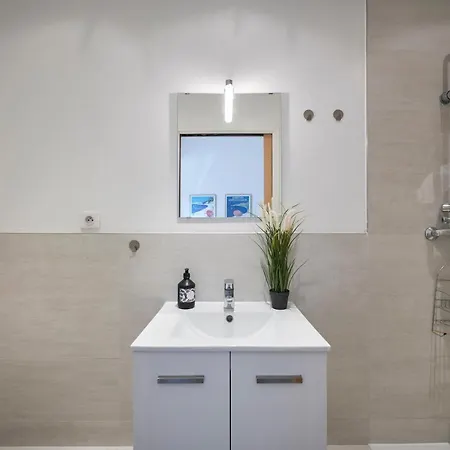 Seasons Suite Antibes Centre
